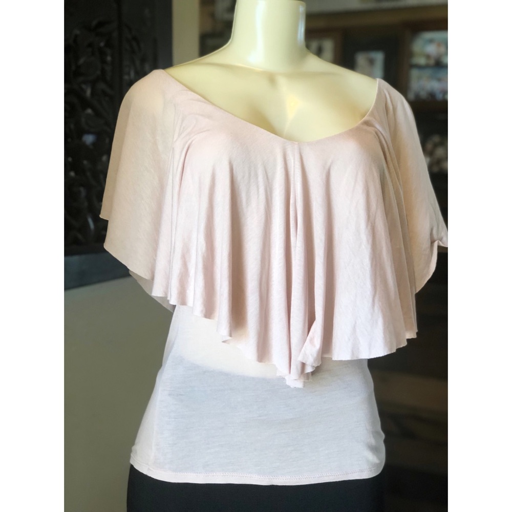 Elan ruffled butterfly top in blush pink